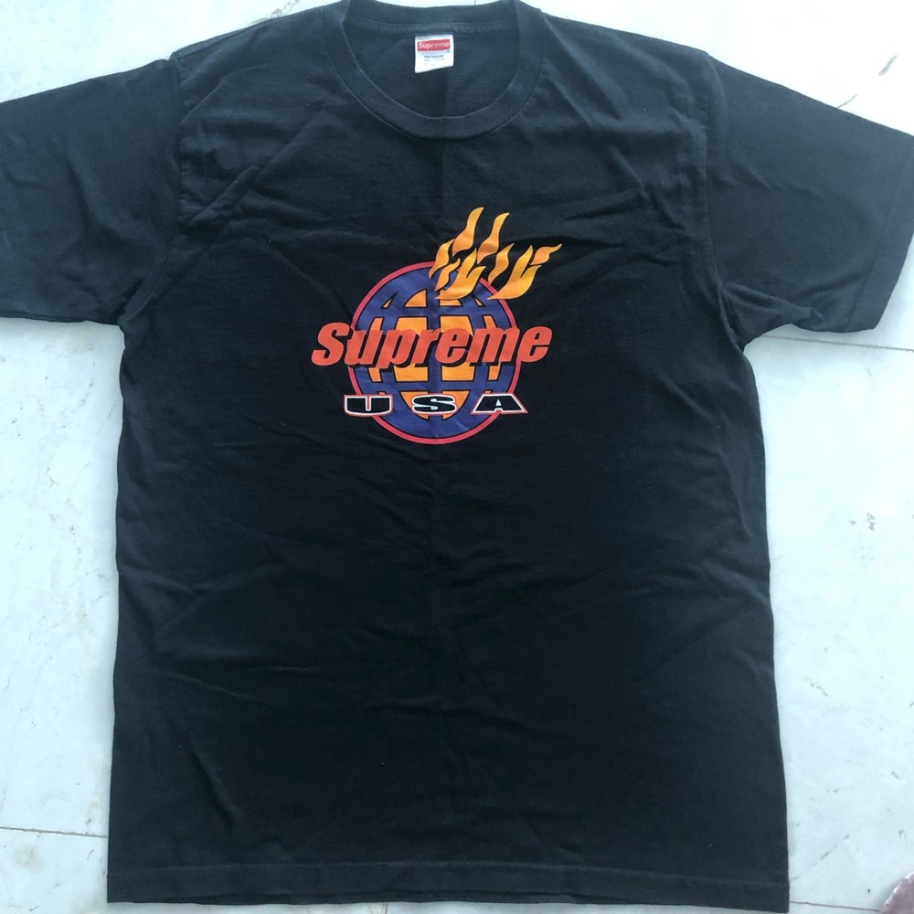 Supreme t shirt